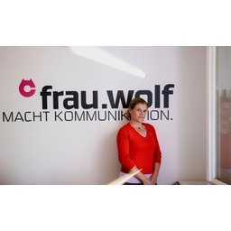 frau.wolf MACHT KOMMUNIKATION
